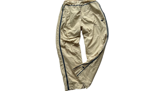 Nike Vintage Trackpants baggy hose Y2k 2000er in (S)